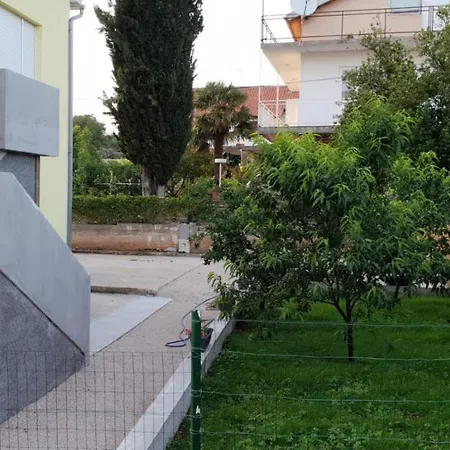 Milutin Apartament Brodarica (Sibenik-Knin)