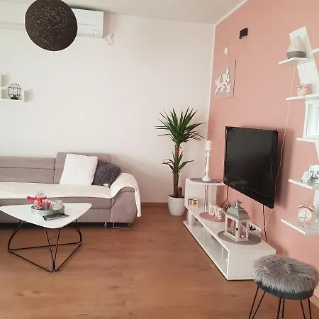 Milutin Apartament Brodarica (Sibenik-Knin)
