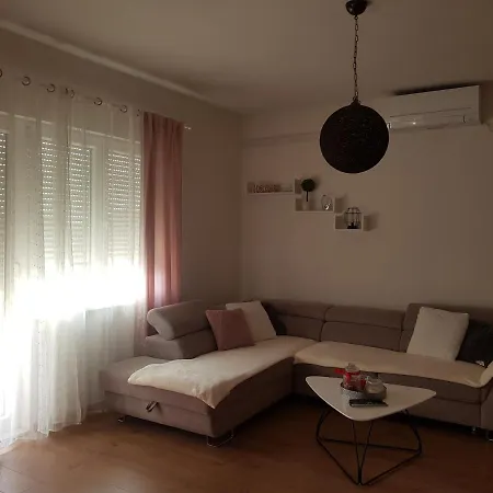 Apartament Milutin Brodarica (Sibenik-Knin)
